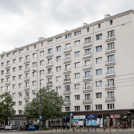 Labo - Plac Konstytucji