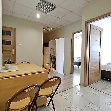 Labo Plac Konstytucji ורשה